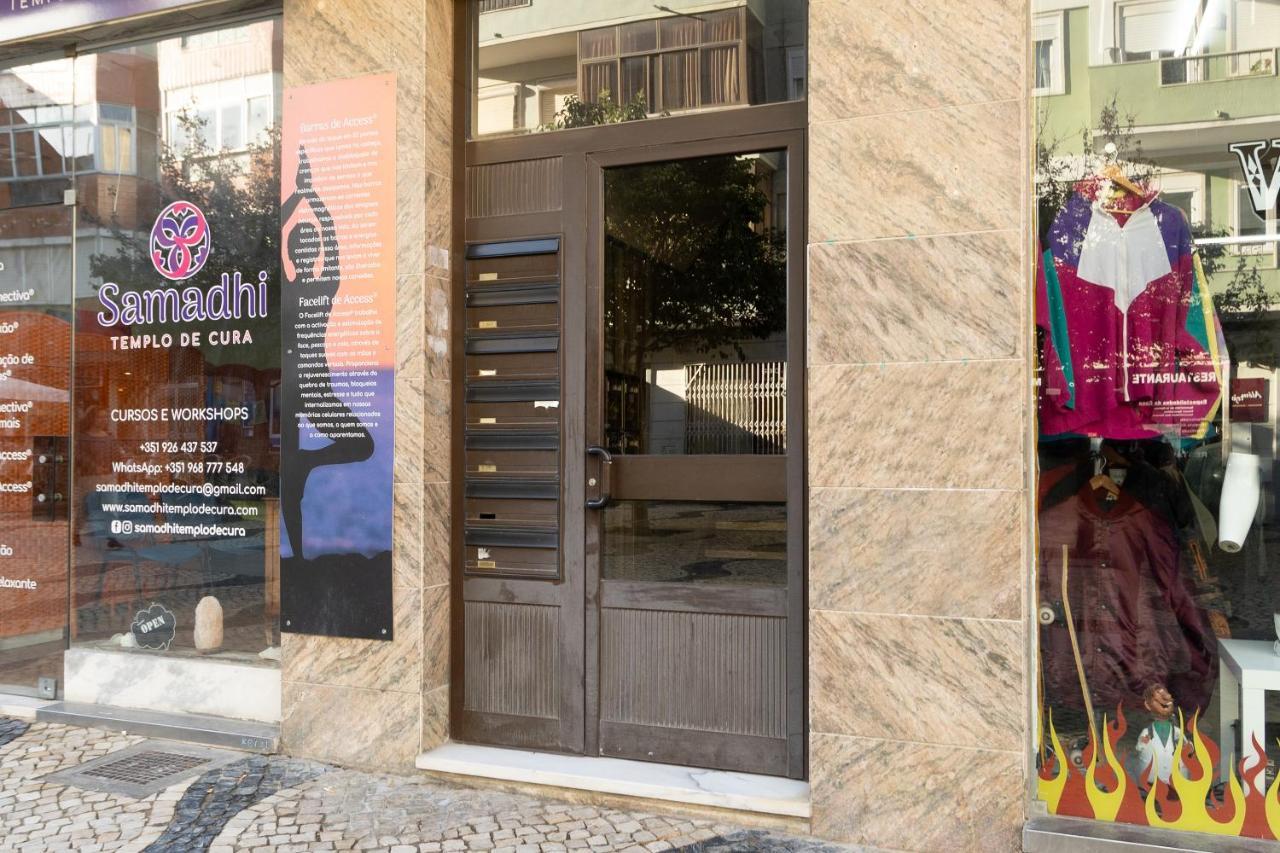 Al D' Cacilhas Studio Almada Esterno foto